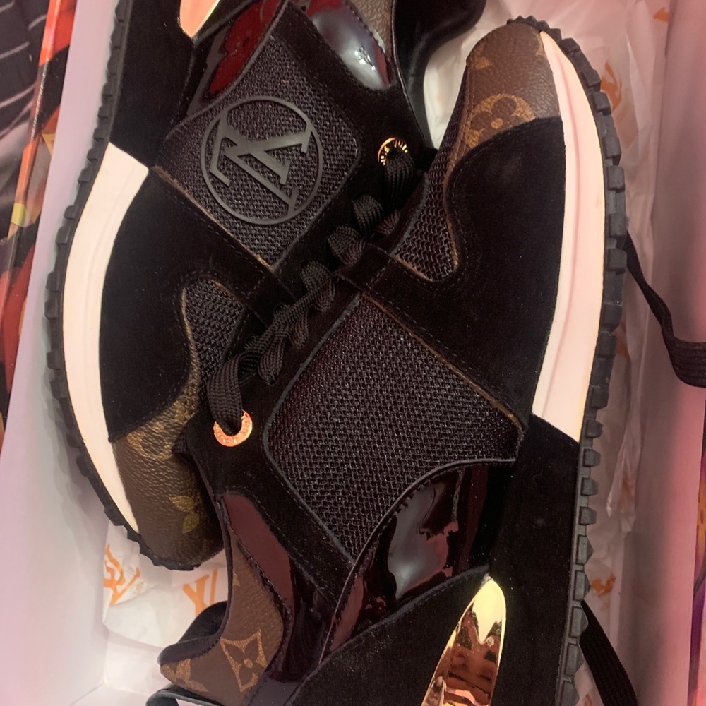 Women stylish sneakers